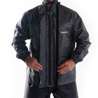 Impermeable Ride Gepack V3TROX, detalle del cierre frontal